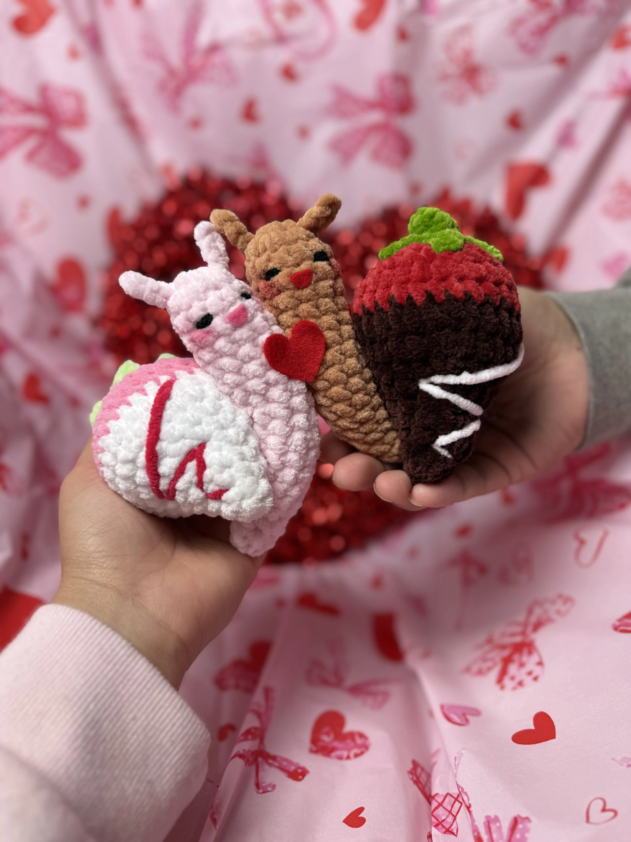 Strawberry Snail Couple