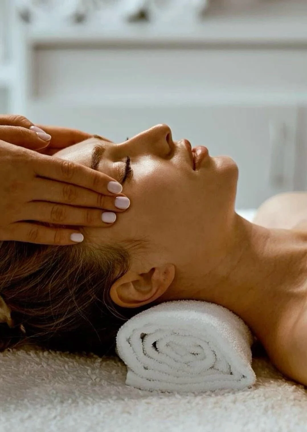Acupuncture treatment room