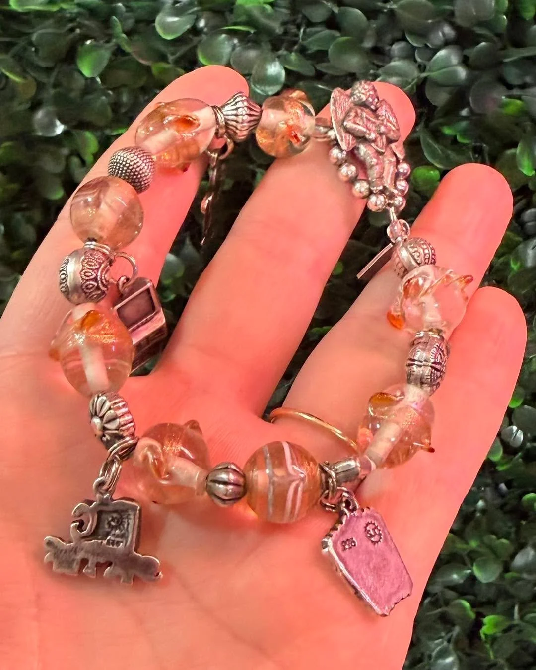 Roanoke, y&rsquo;all really showed up for the kitties this Valentine&rsquo;s Day! Today was our busiest day EVER since opening and we are so grateful for you. The kitties will sleep good tonight! 

Also, one of you lovely people lost this bracelet to