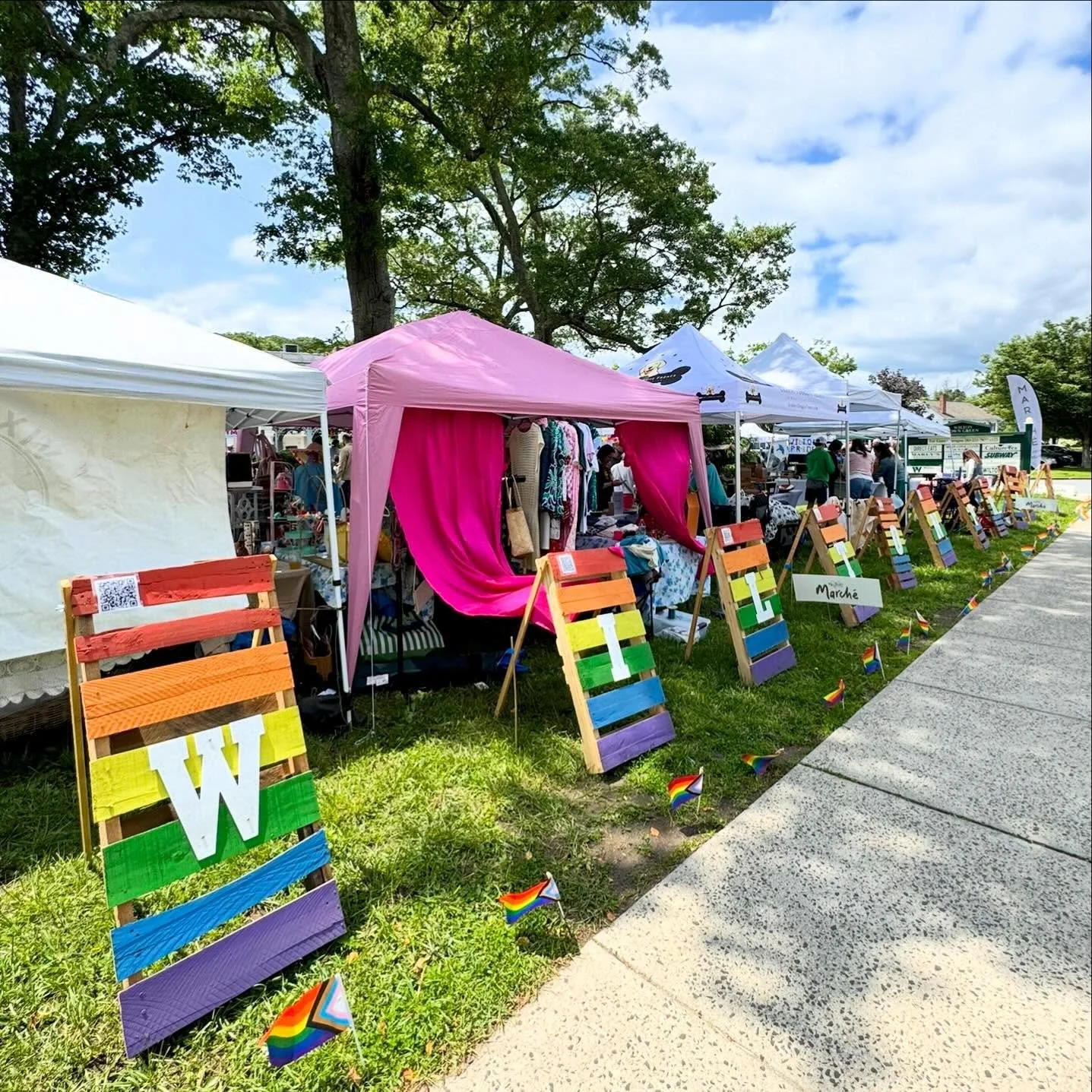 Less than 3 weeks until Pride !!!

🗓️ May 31st (Rain date: 6/7) 
⏰ 11am-4pm
📍Wilton Town Green

Join us today for a day of solidarity and community. Enjoy amazing vendors, delicious food, and refreshing drinks, but most importantly just be here to 