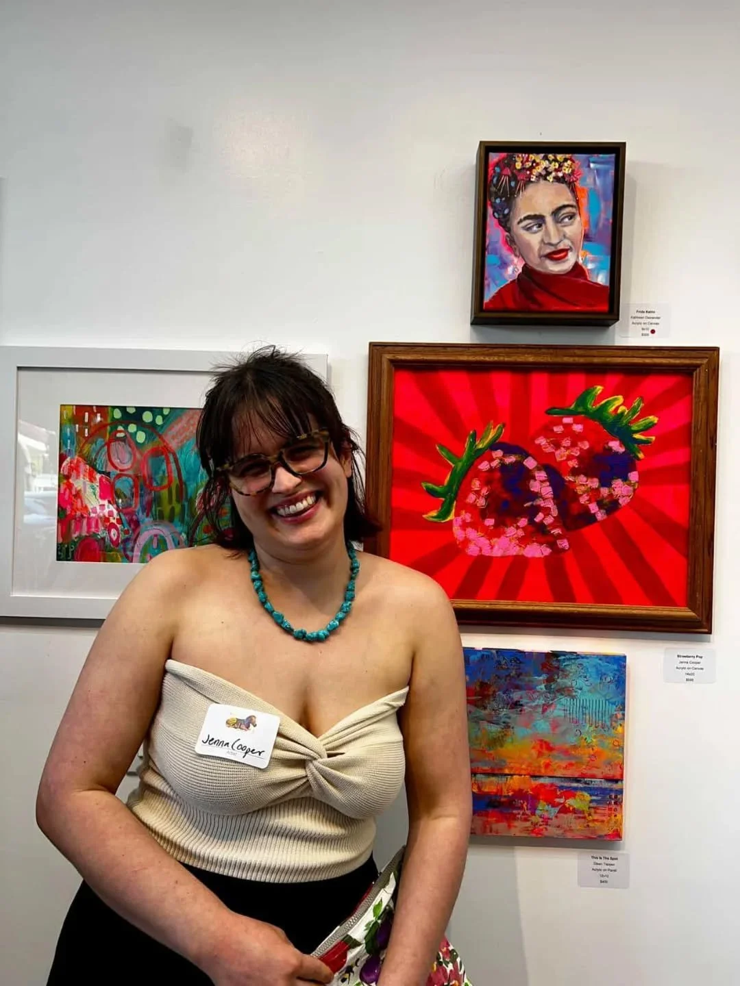 Had the greatest time at the show last night at @studioacearts !!! ✨️ So thankful for the opportunity and the amazing art community that I'm so blessed to be a part of ❤️ 🎨

&quot;Strawberry Pop&quot; on display 🍓✨️

As @jboogmusic says, let's do i