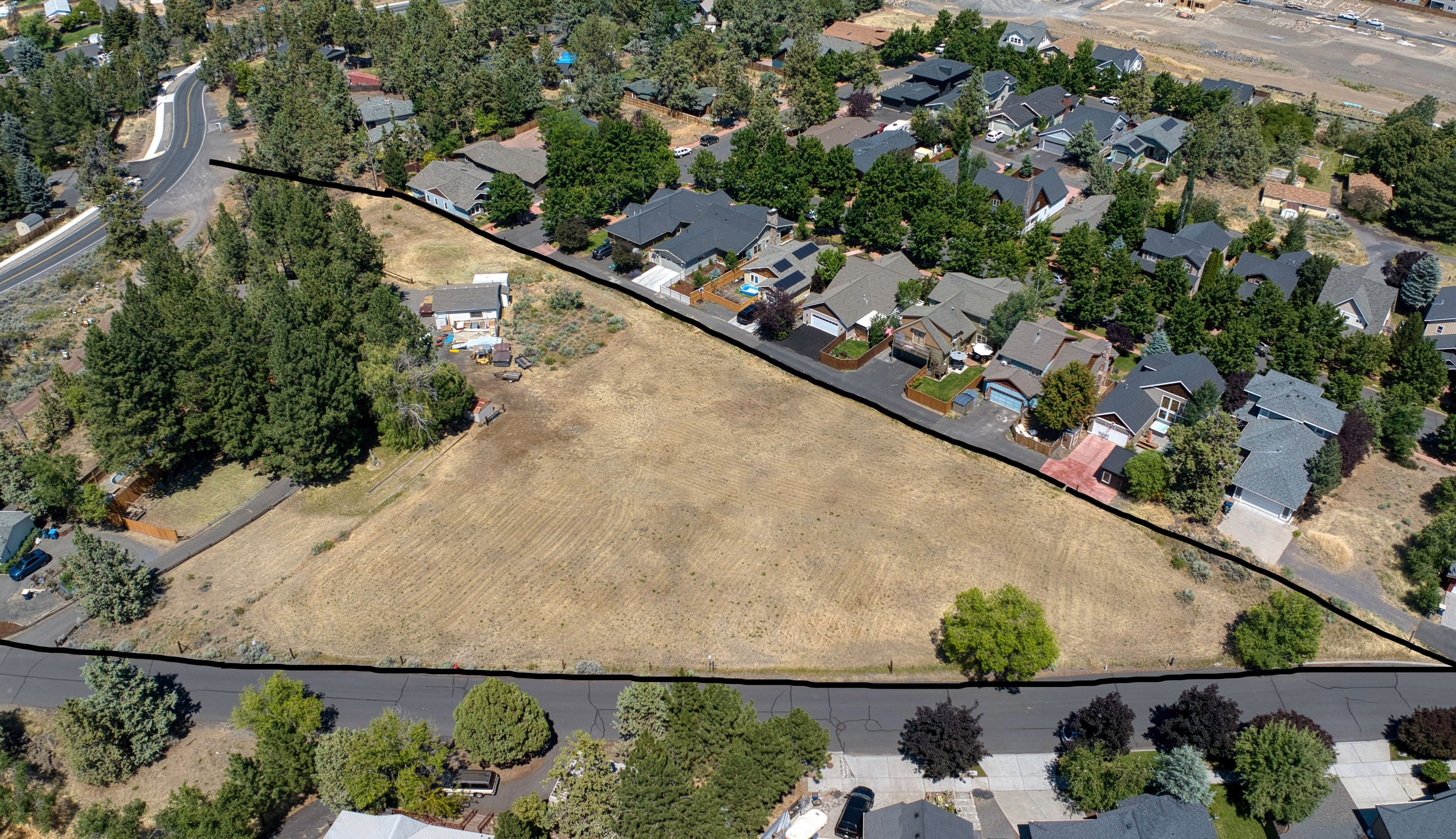 5 acre subdivision   RS zoned  
$2,500,000