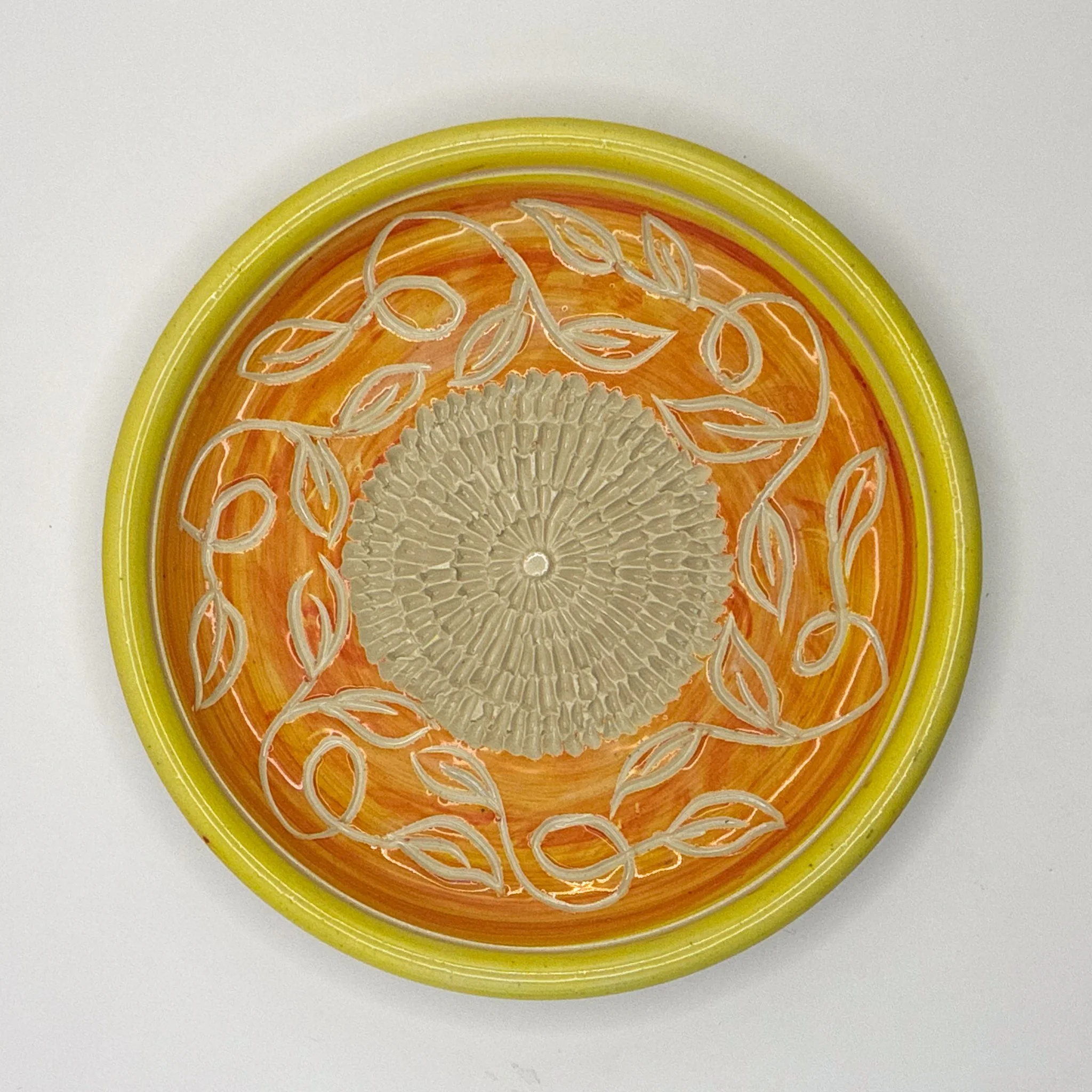 Yellow Pan Con Tomate Plate