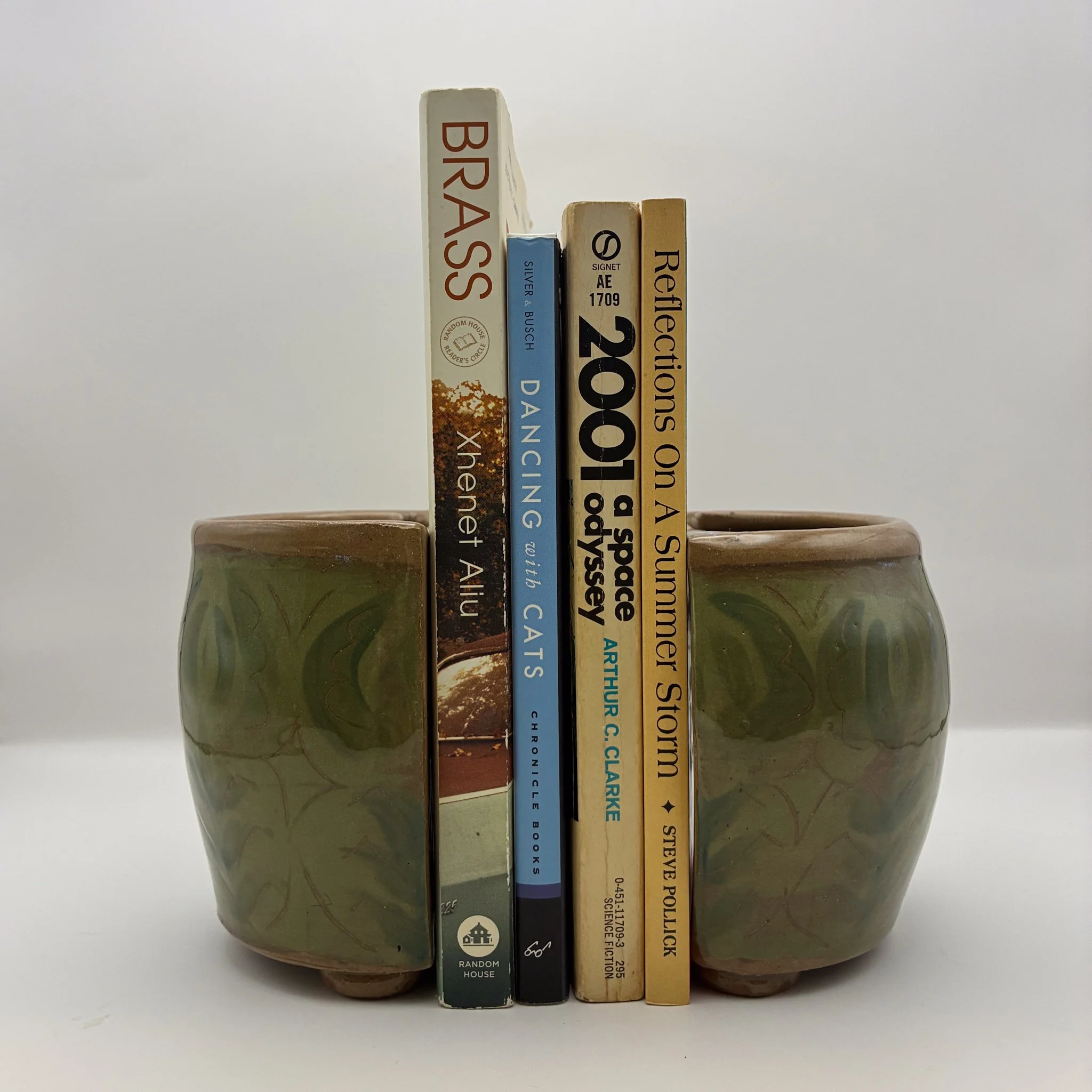 Grassy Green Floral Bookend Planters