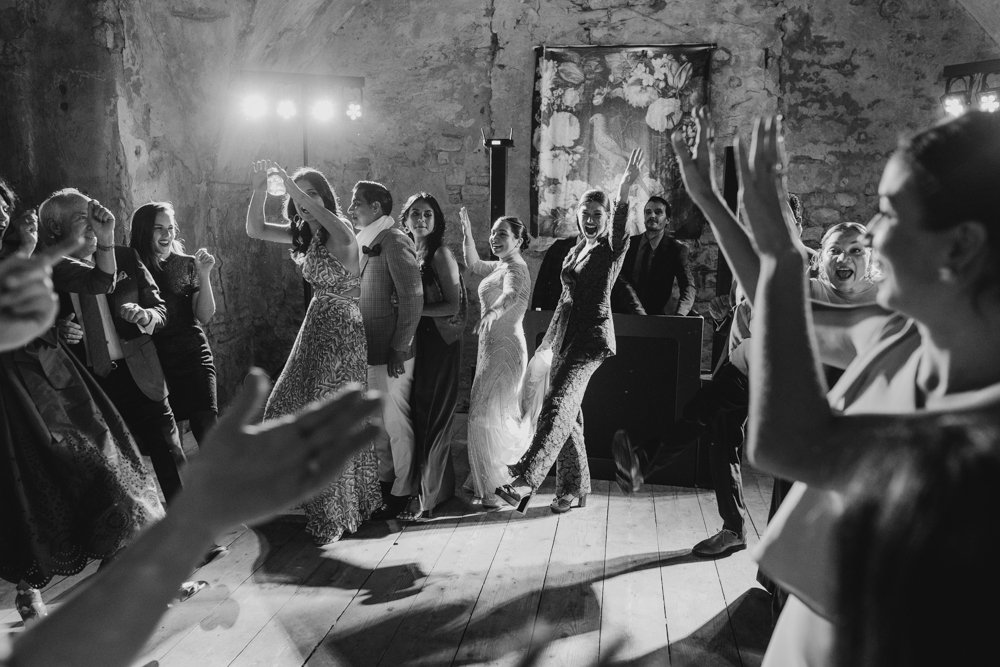 wedding-photographers-spain-italy-109_6EmCcJ8RlfRGvOoqlIn1.jpg