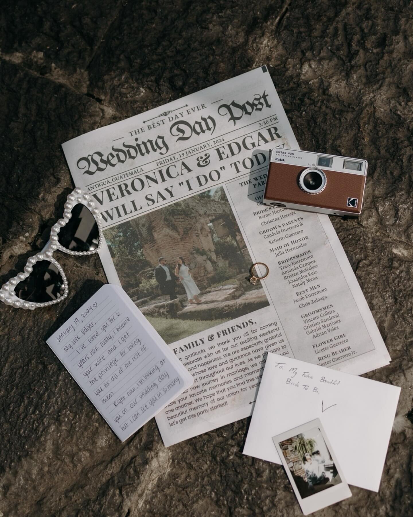 Cada detalle que le meten a sus bodas es altamente apreciado por estos fot&oacute;grafos 🫶🏻

WP: @sparksdestinationweddings 

#weddingphotography #gettingready #fotografodebodas #destinationwedding #bodadestino