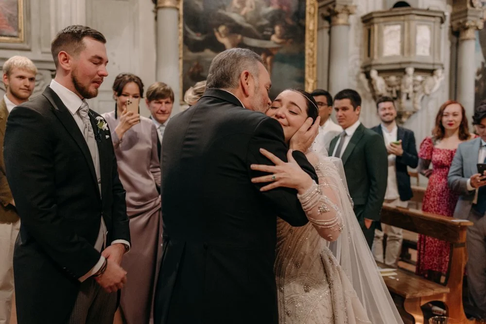 wedding-photographers-spain-italy-41_BSfykC2yVyGqP8aE64kr.jpg