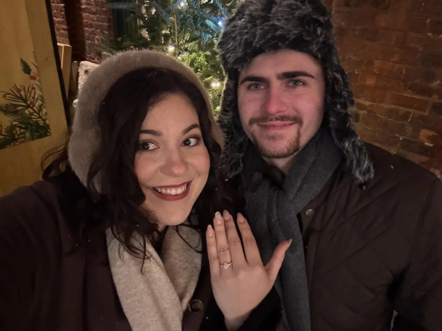 The Best Christmas Gift Ever!!! 🤍💍🎄

📸 2: Captured a few minutes after the most magical sleigh ride proposal❤️💍🛷
