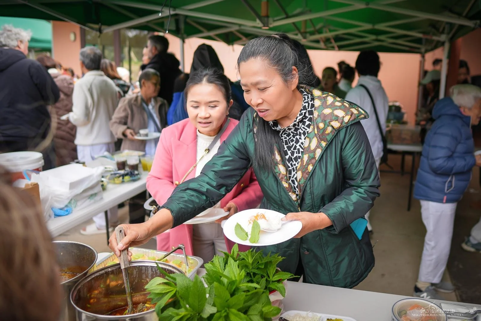 Pha Pra Robe Offering Ceremony 2025