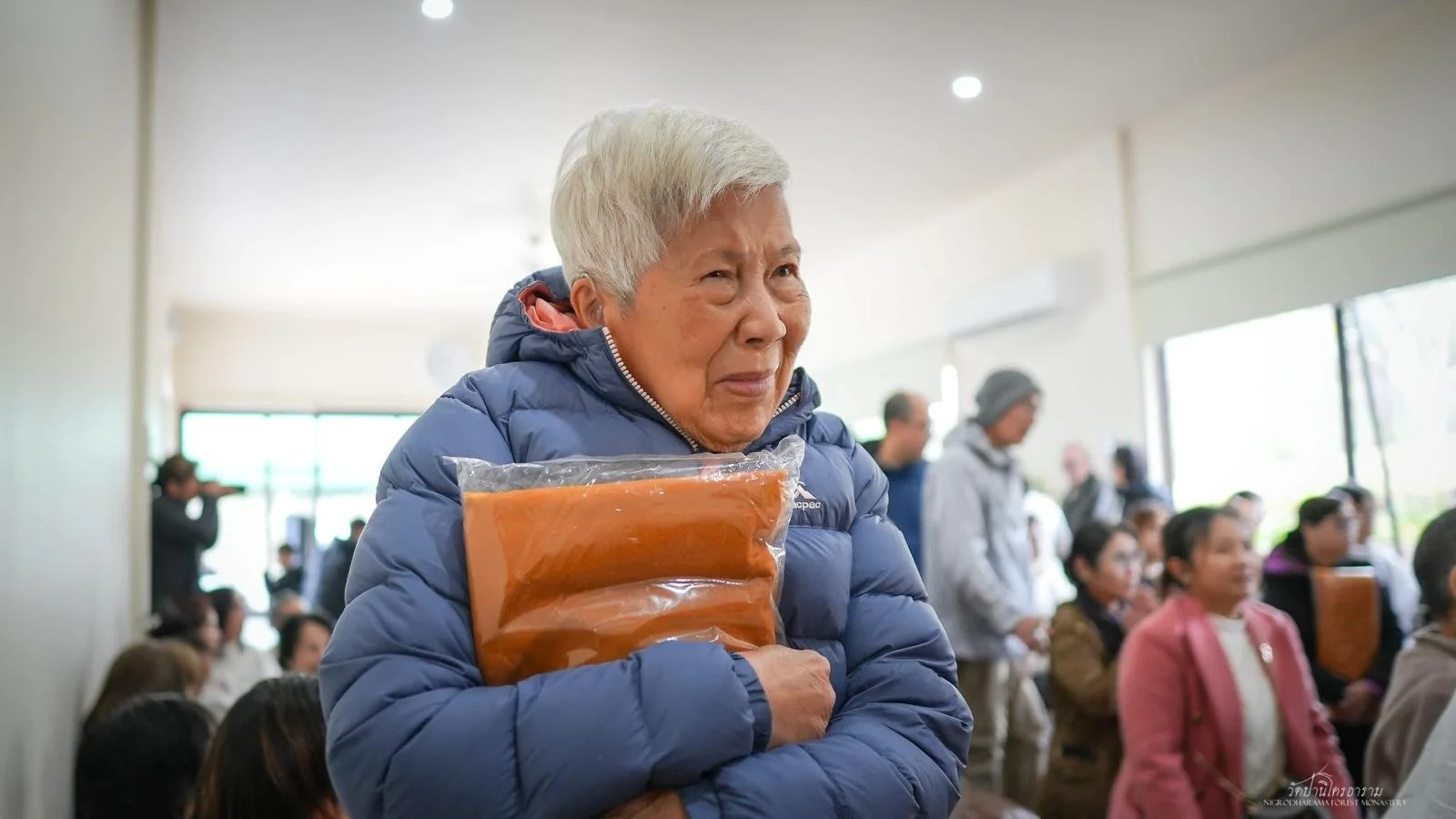 Pha Pra Robe Offering Ceremony 2025