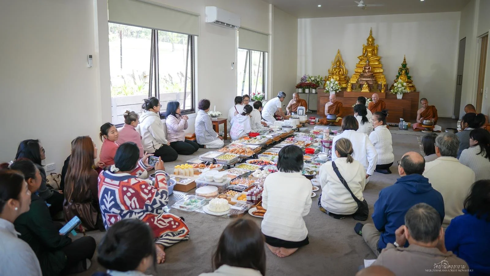 Pha Pra Robe Offering Ceremony 2025