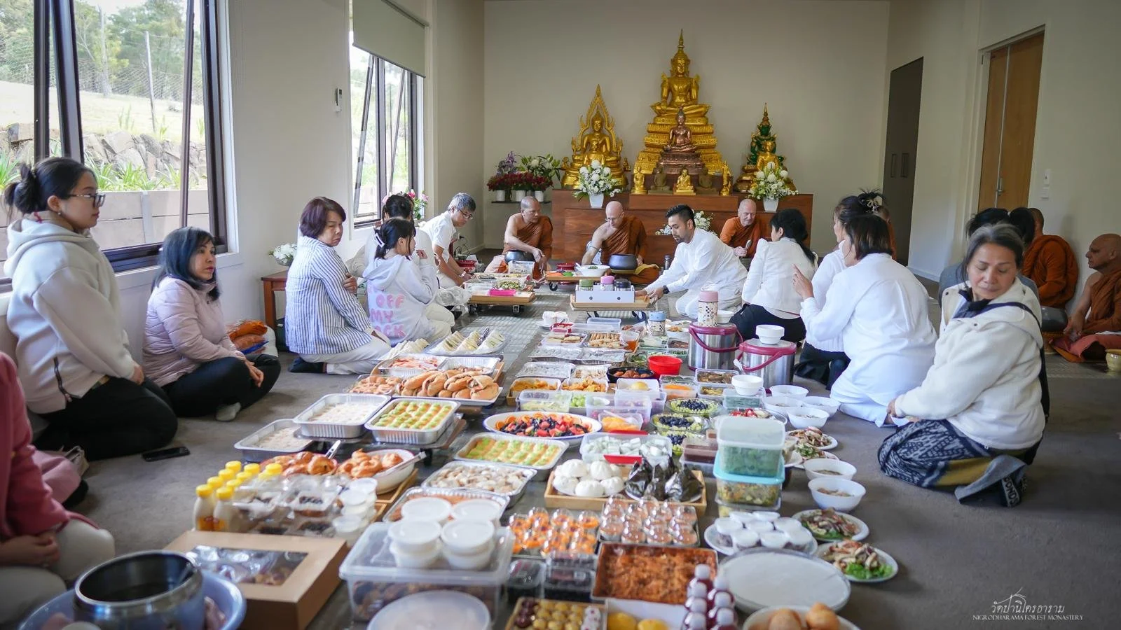 Pha Pra Robe Offering Ceremony 2025