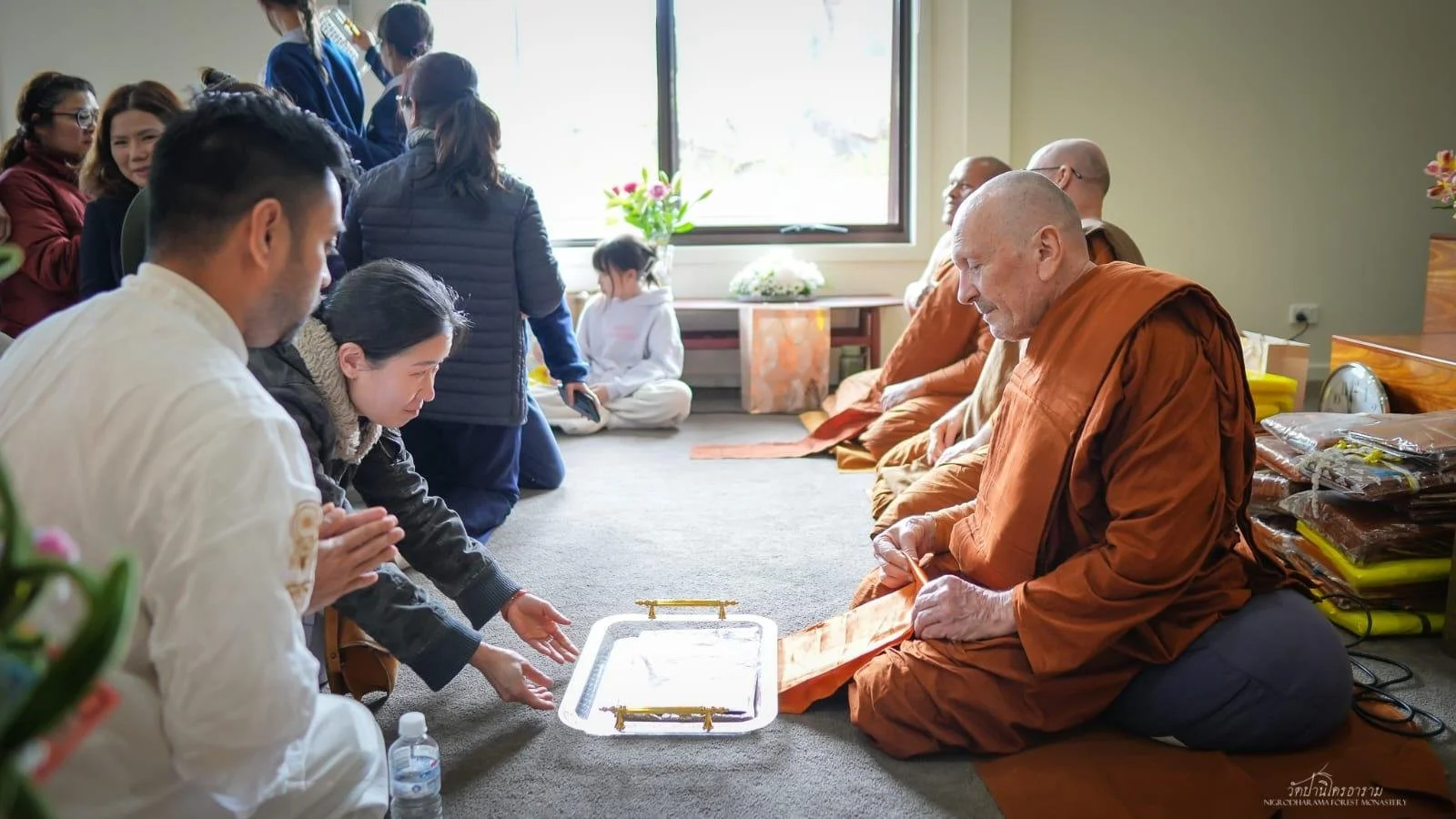Pha Pra Robe Offering Ceremony 2025