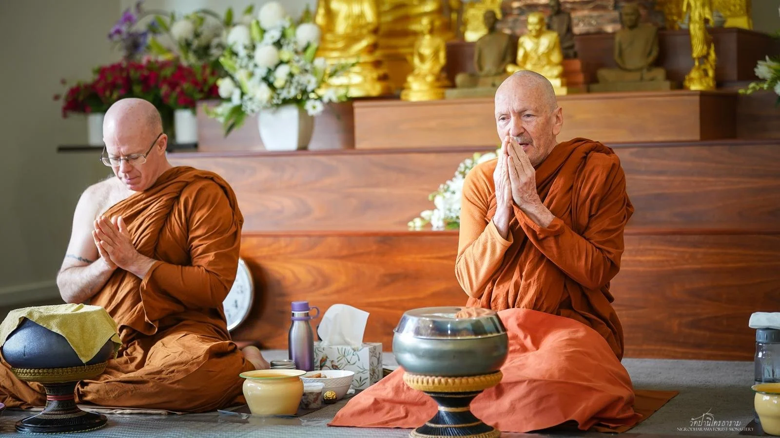 Pha Pra Robe Offering Ceremony 2025