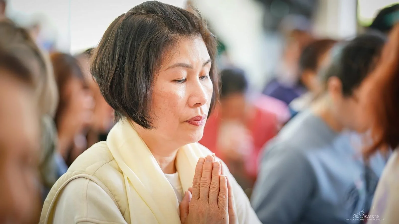 Pha Pra Robe Offering Ceremony 2025