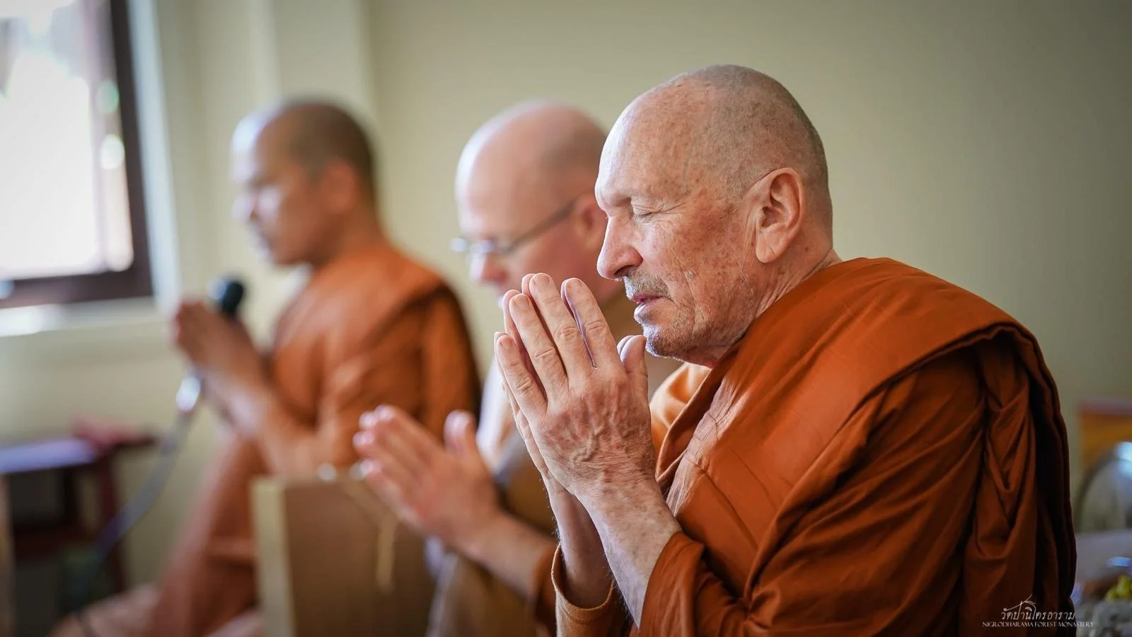 Pha Pra Robe Offering Ceremony 2025