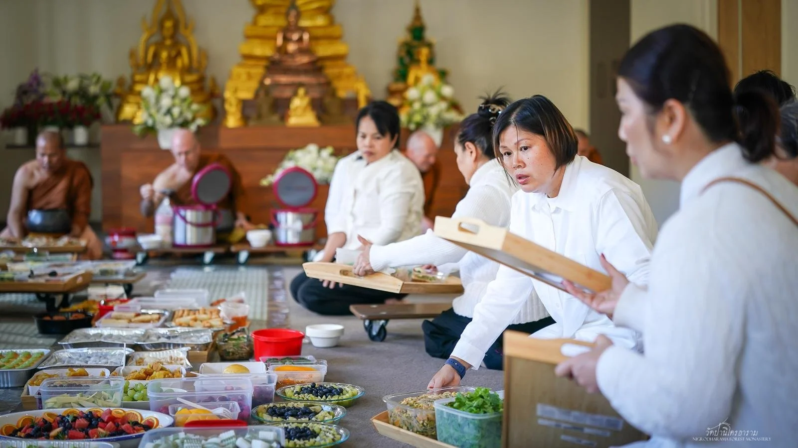 Pha Pra Robe Offering Ceremony 2025