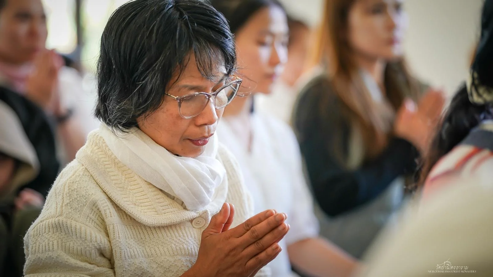 Pha Pra Robe Offering Ceremony 2025