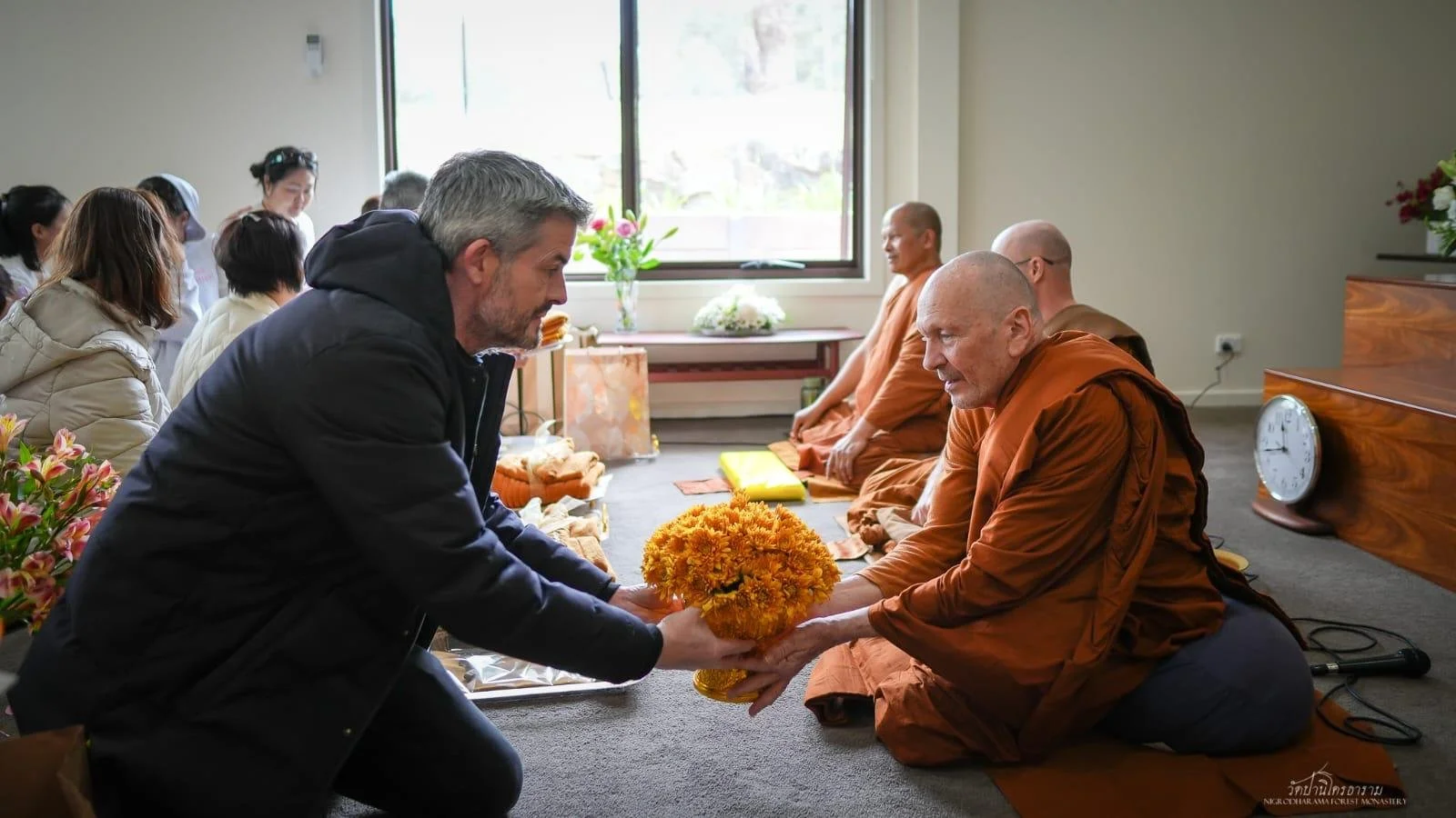 Pha Pra Robe Offering Ceremony 2025