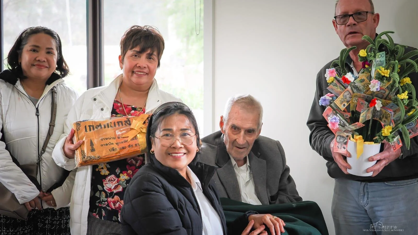 Pha Pra Robe Offering Ceremony 2025