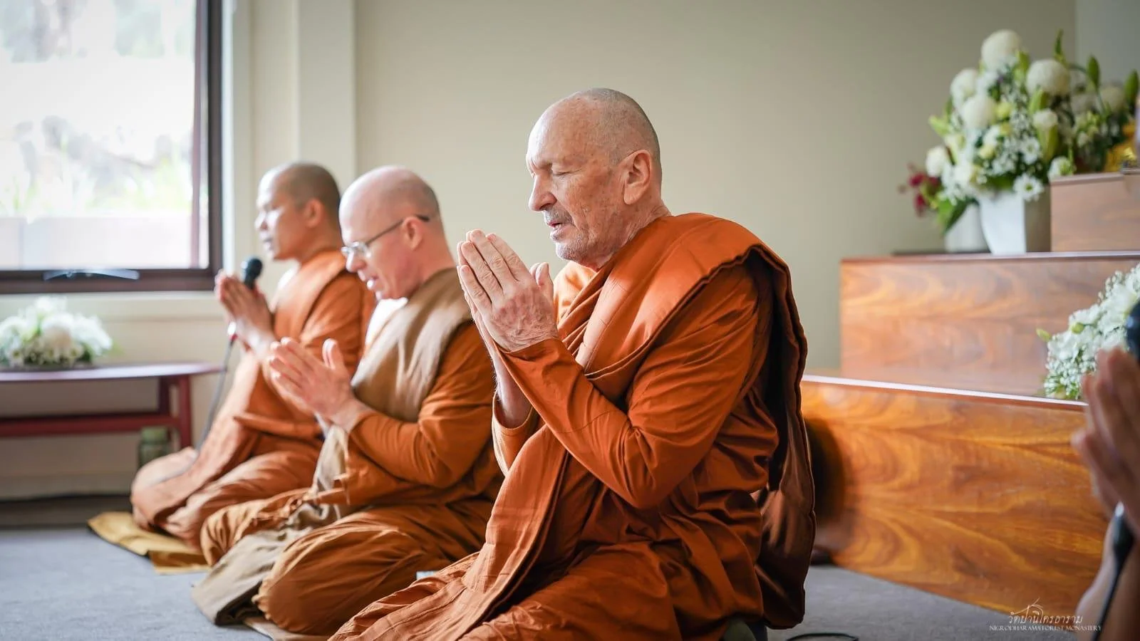 Pha Pra Robe Offering Ceremony 2025