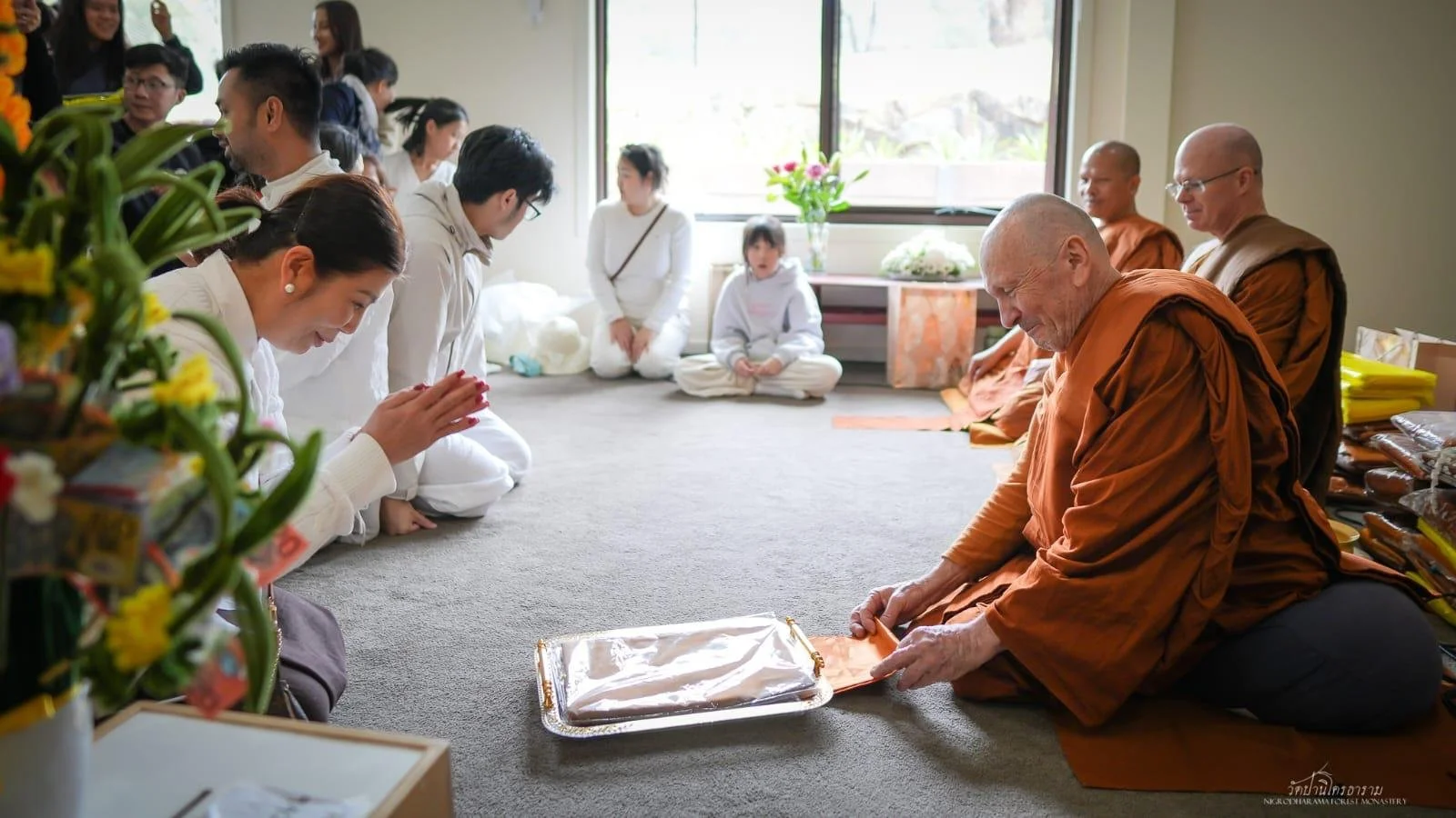 Pha Pra Robe Offering Ceremony 2025