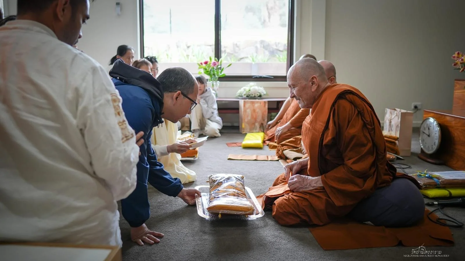Pha Pra Robe Offering Ceremony 2025