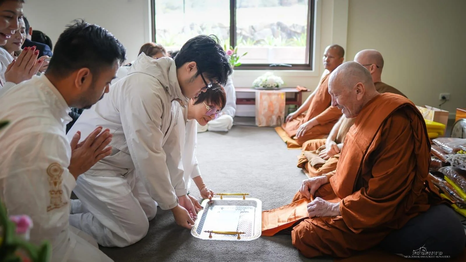 Pha Pra Robe Offering Ceremony 2025