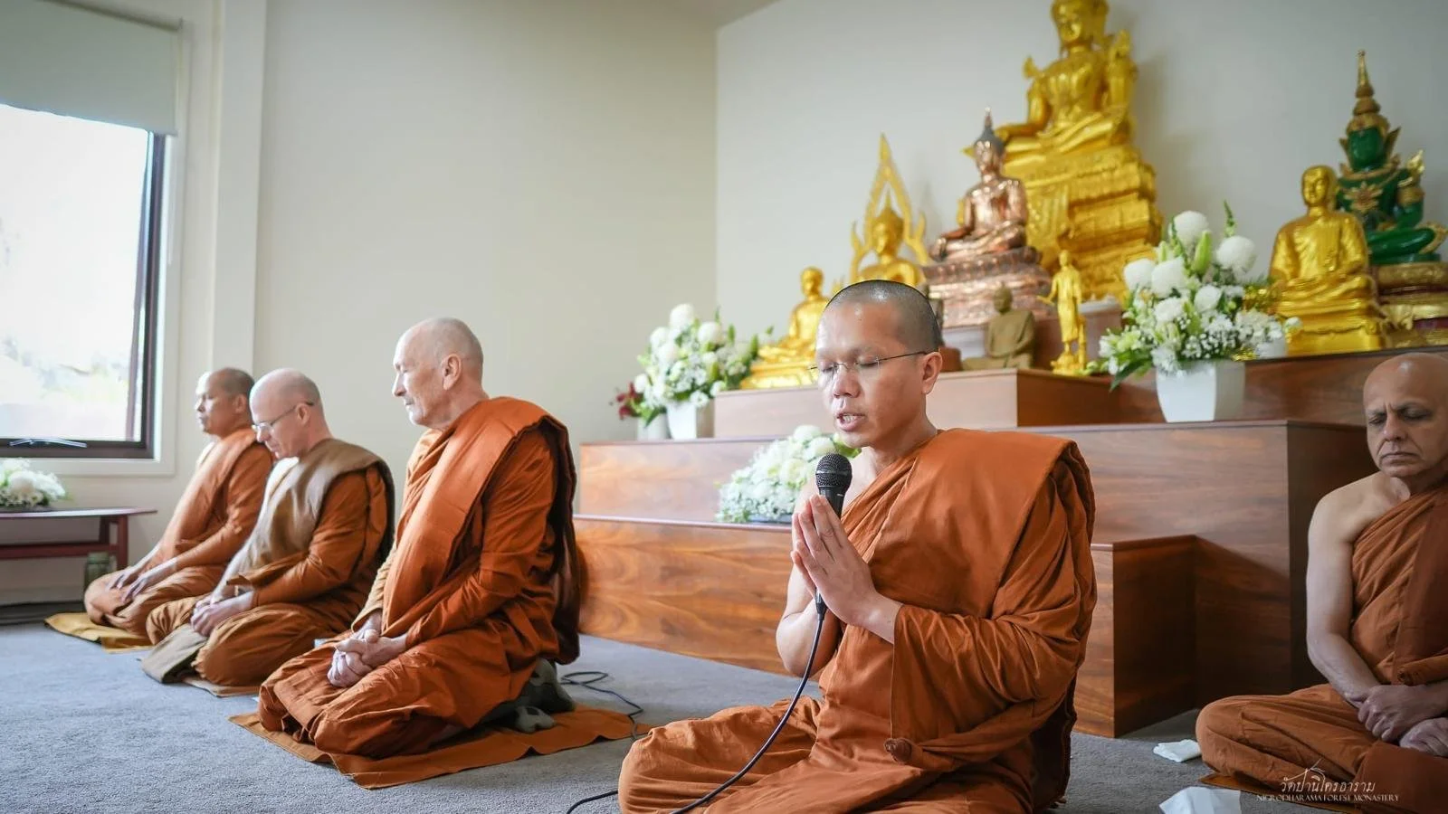 Pha Pra Robe Offering Ceremony 2025