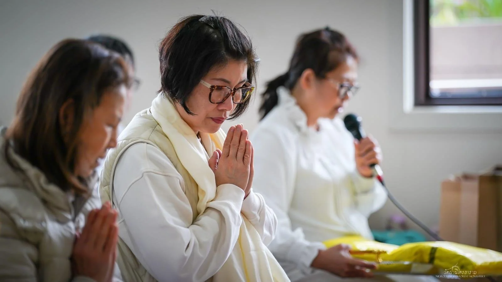 Pha Pra Robe Offering Ceremony 2025