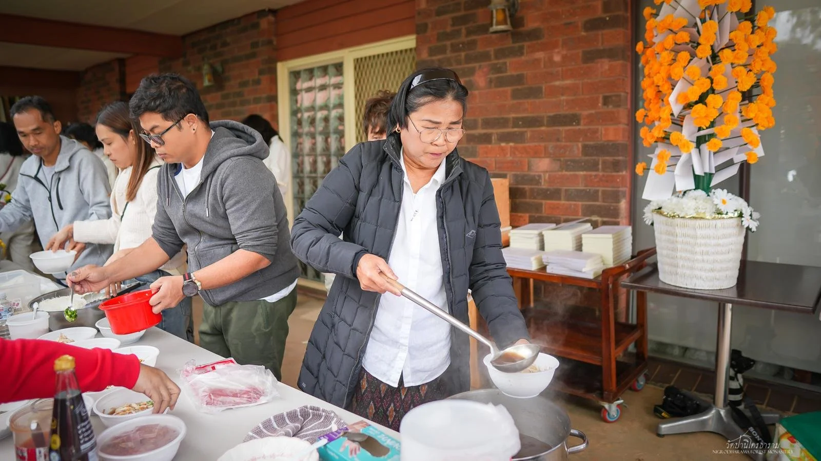 Pha Pra Robe Offering Ceremony 2025