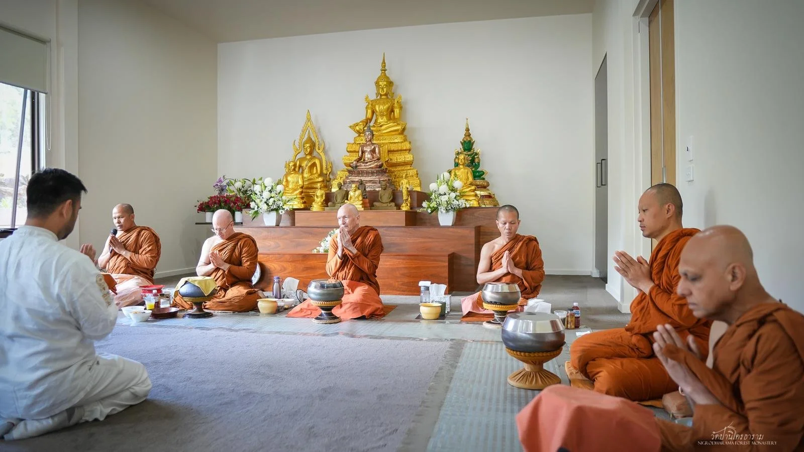 Pha Pra Robe Offering Ceremony 2025