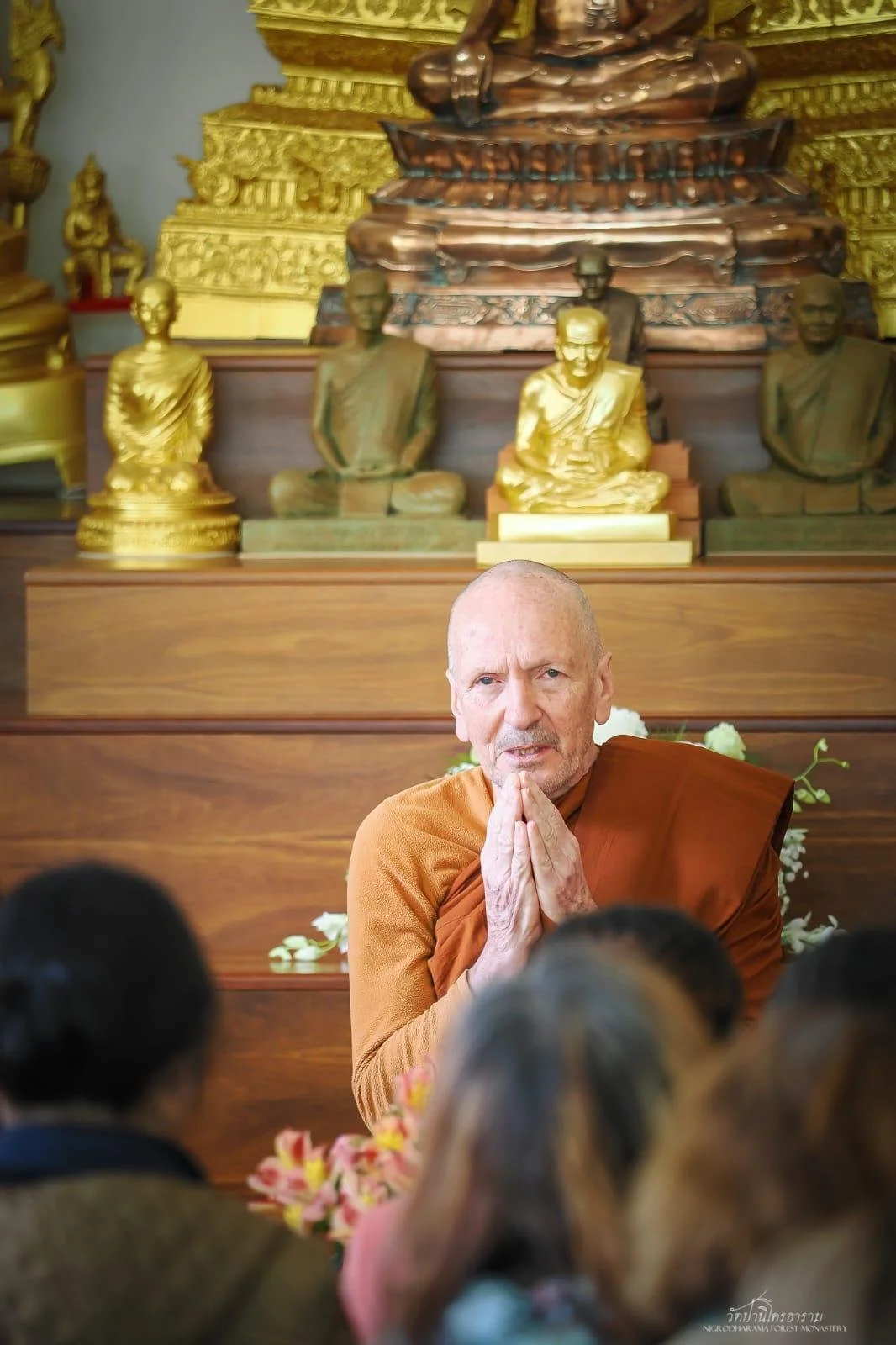 Pha Pra Robe Offering Ceremony 2025