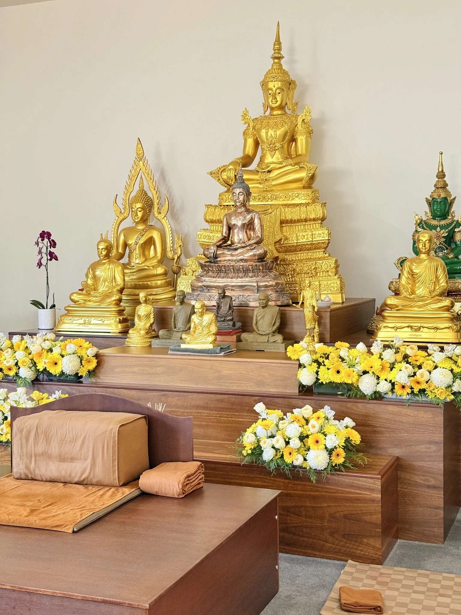 Ajahn Dtun visit March to April 2025