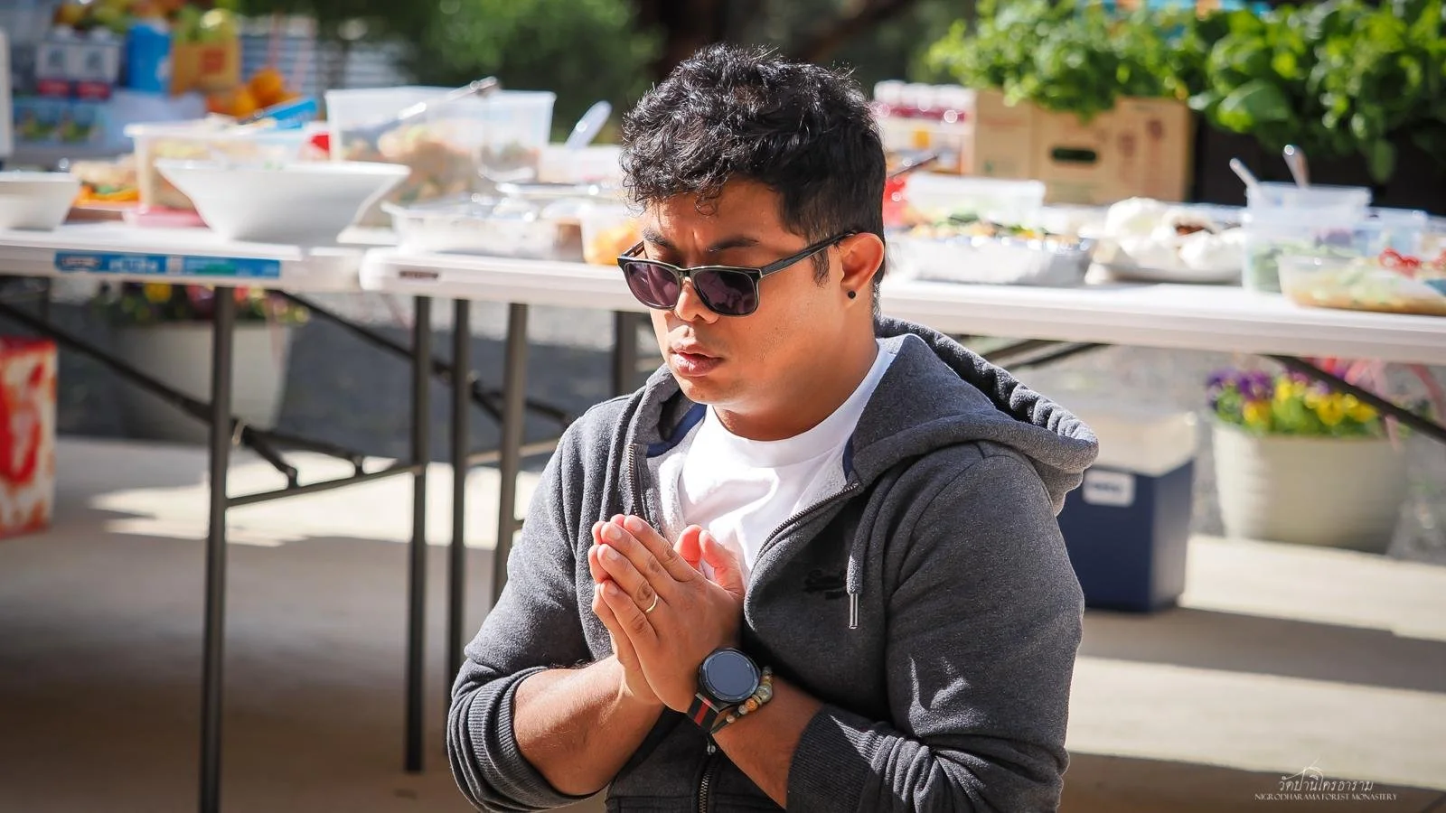 Pha Pra Robe Offering Ceremony 2025