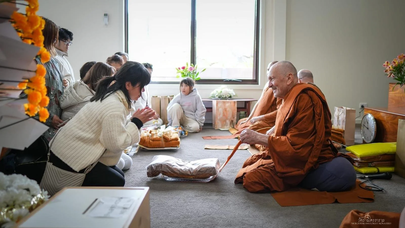 Pha Pra Robe Offering Ceremony 2025