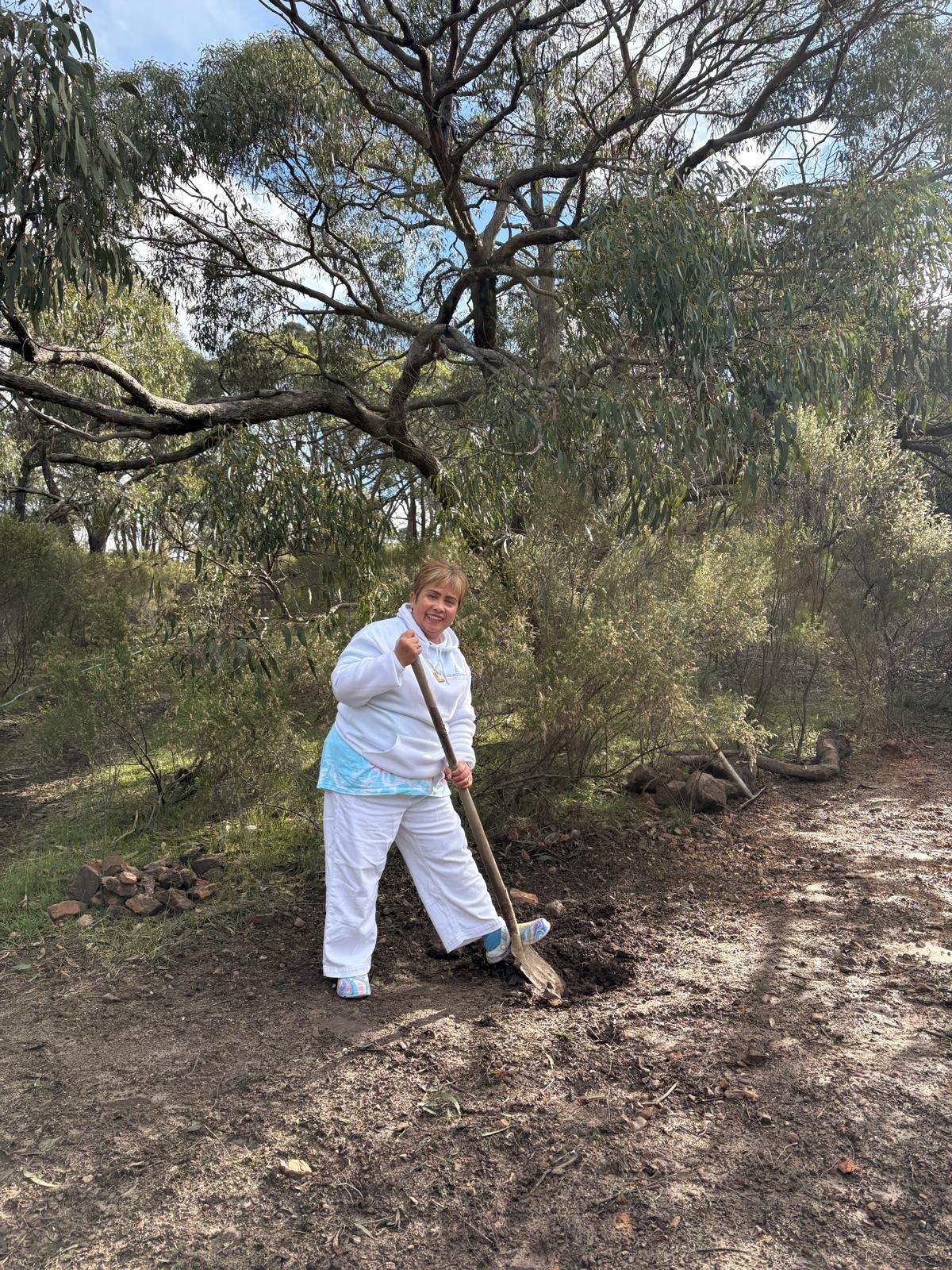Planting the garden for Tan Ajahn Dtun's new kuti  2026