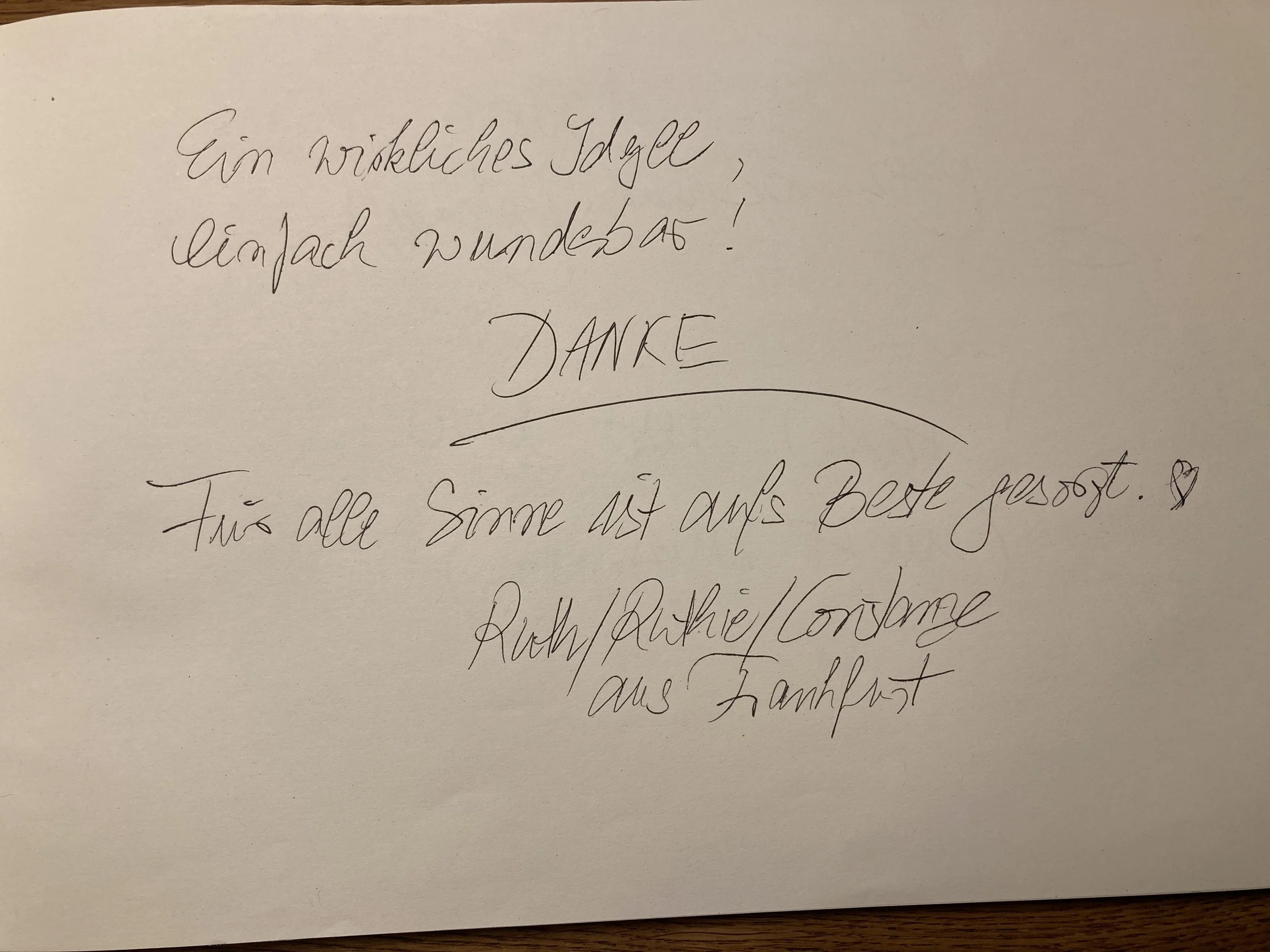 Gästebuch Ffm.jpeg