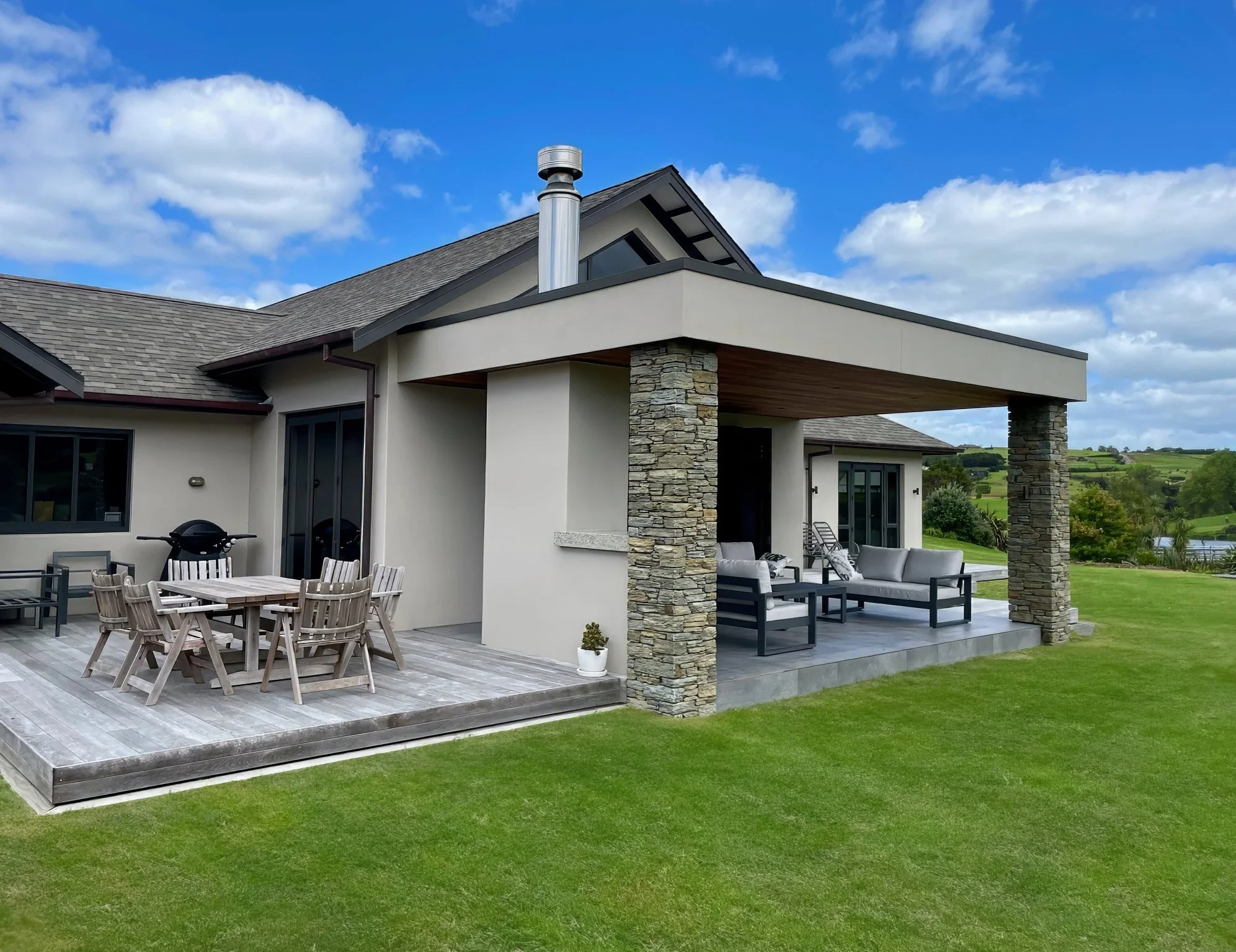 luxury home made with Porotherm blocks imported from Europe exterior