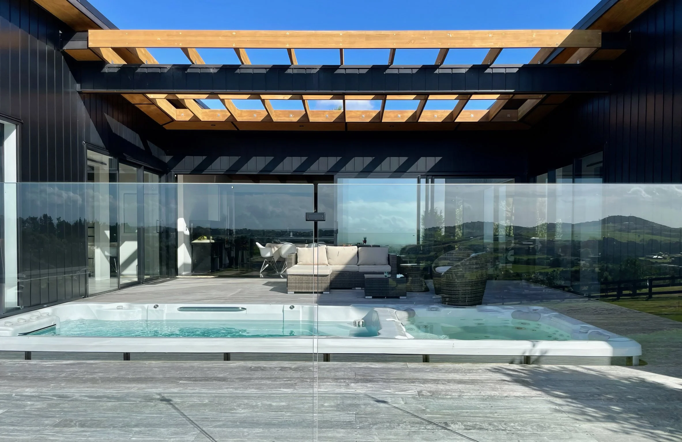Sanctuary Ridgeview luxury swimming pool and outdoor living, Elite Building Northland