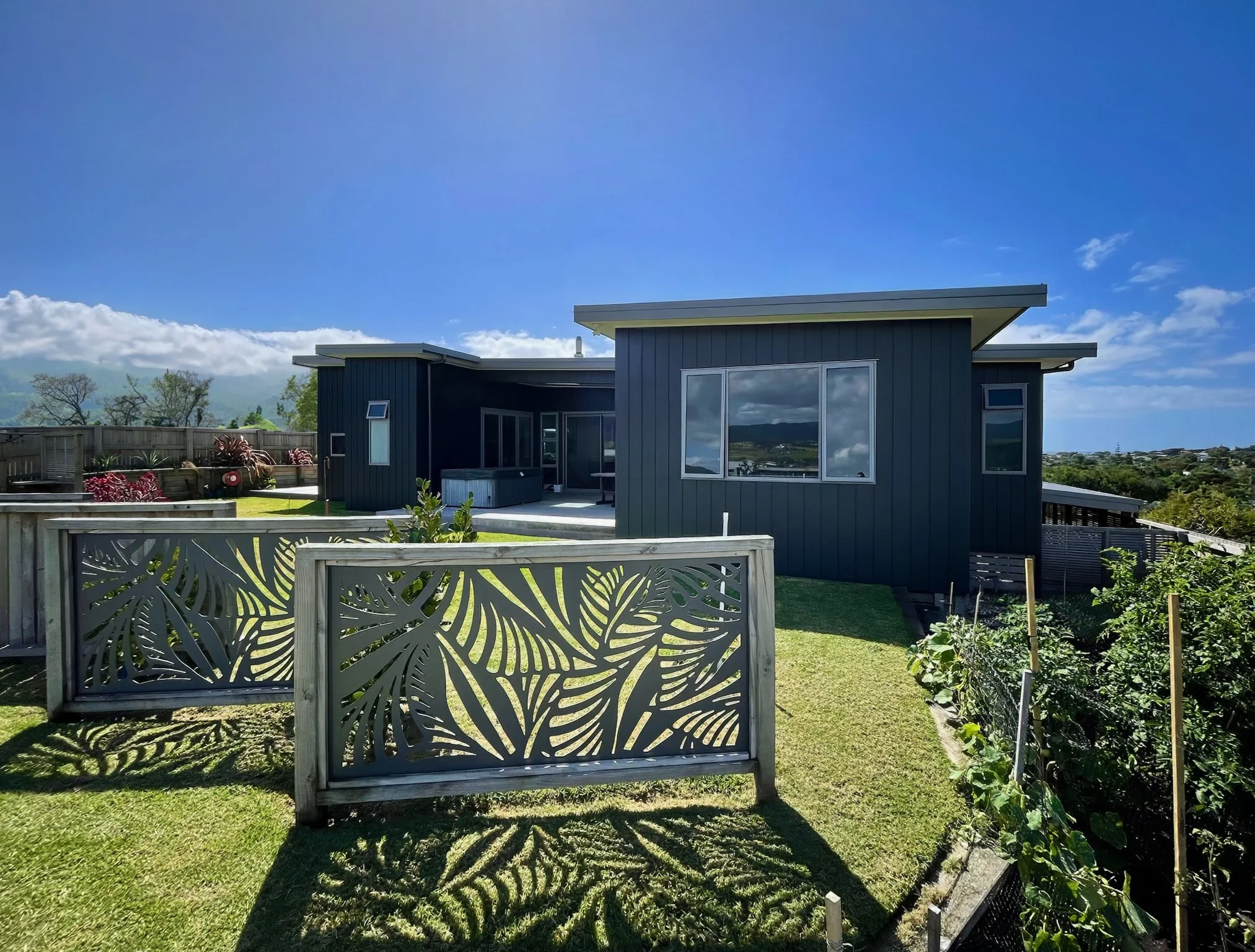Driftwood new family home outdoor exterior, Elite Building Mangawhai 
