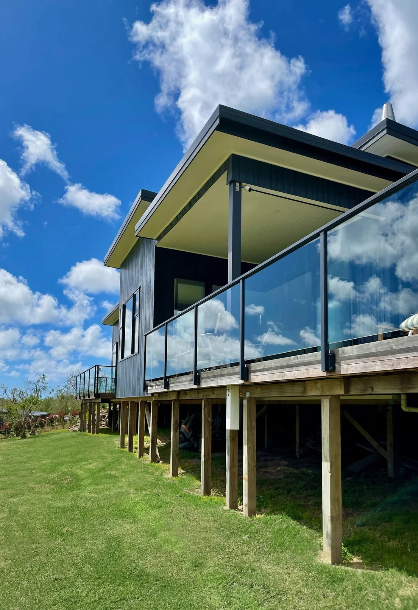 King Road new home deck with rural lifestyle views, Elite Building Mangawhai