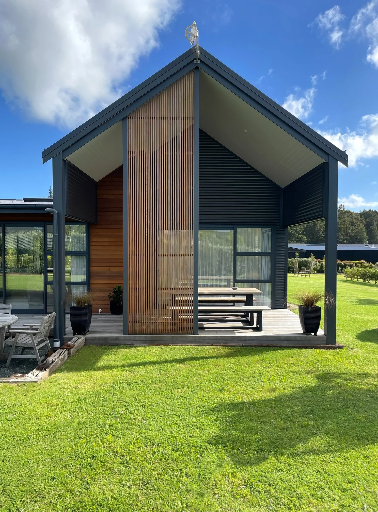 Alexandra Lane new home build with outdoor entertaining area, Elite Building Mangawhai