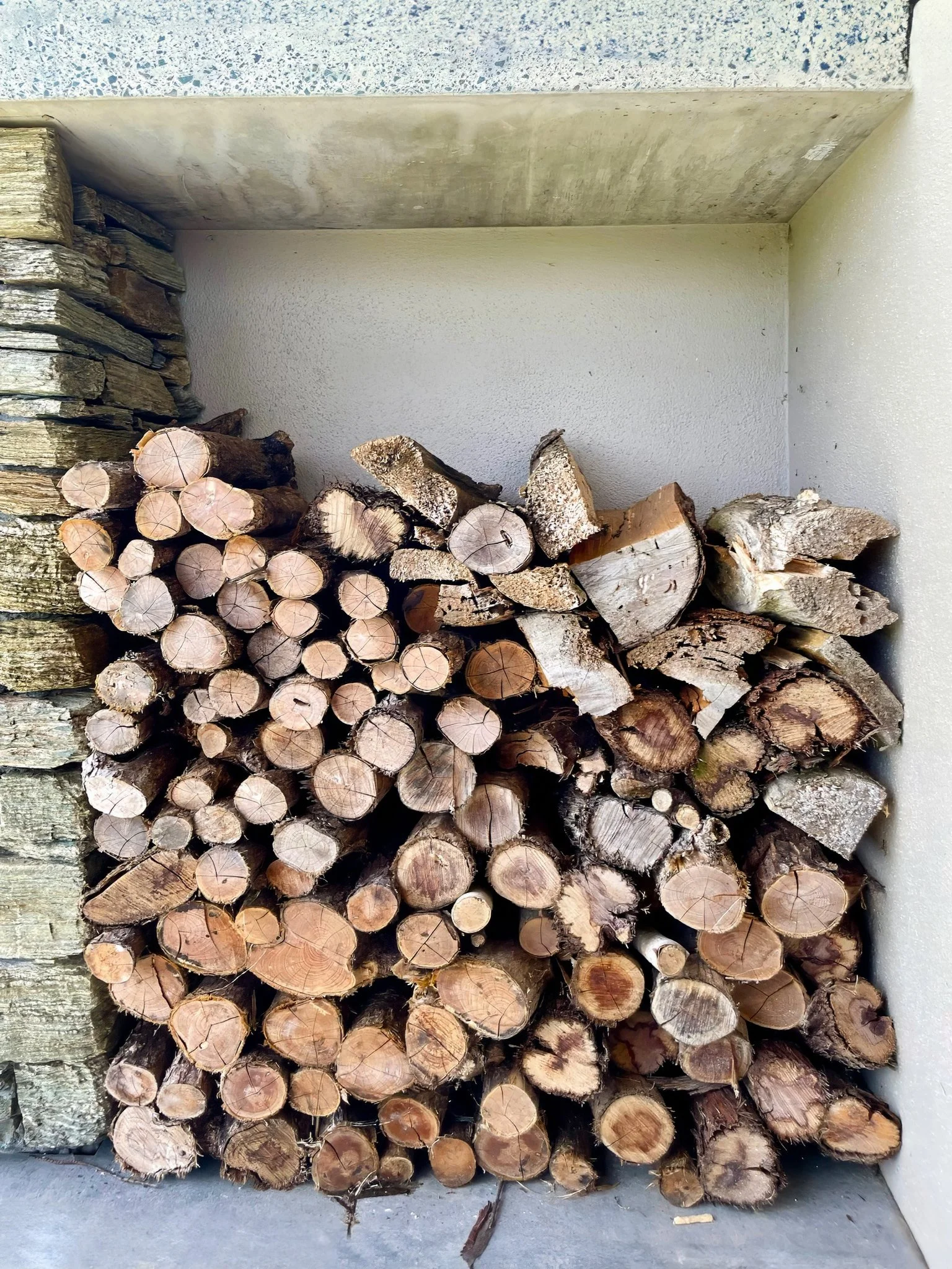 Sanctuary Lakeview luxury lifestyle property with firewood storage, Mangawhai