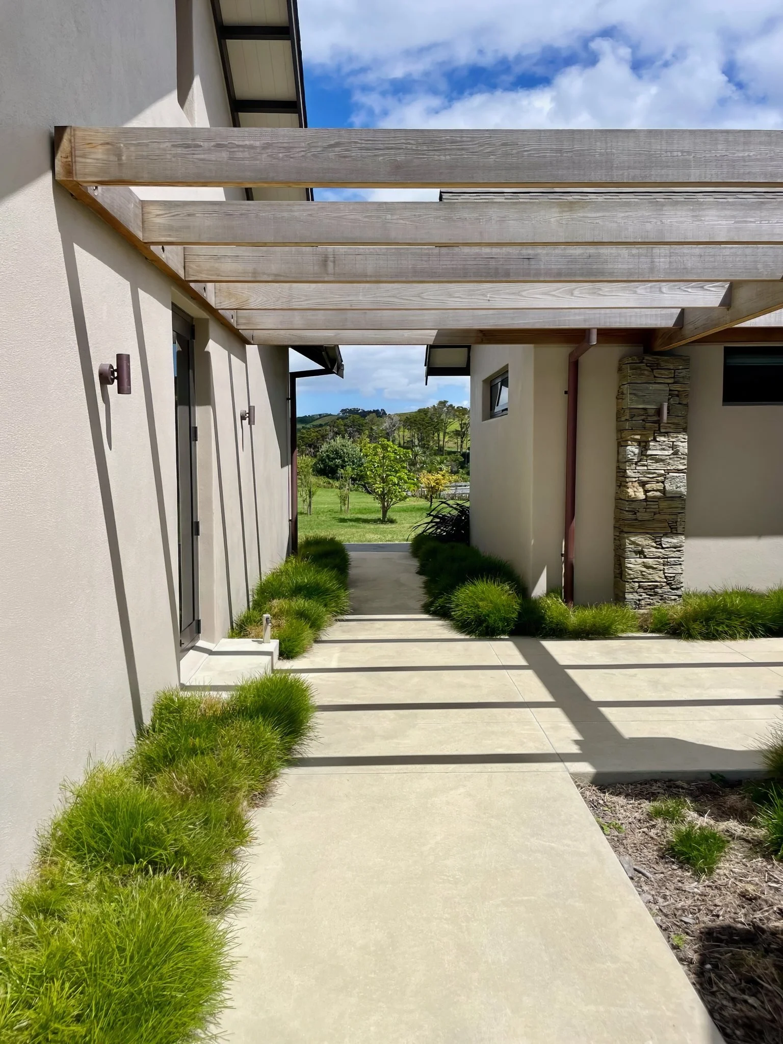Sanctuary Lakeview luxury new home side elevation exterior, Elite Building Mangawhai