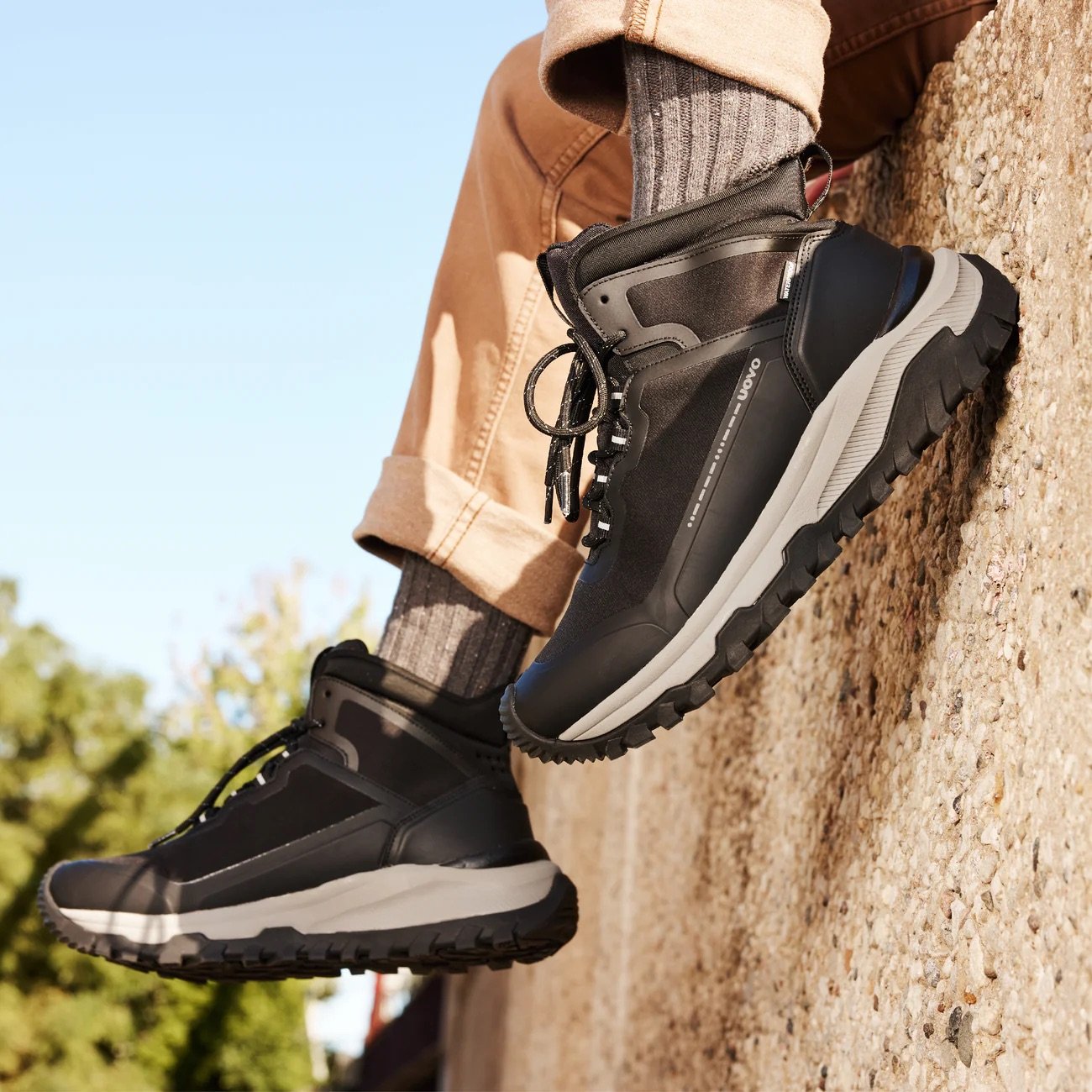 Uovo-MensProduct1_AllSeason_Black-07.jpeg