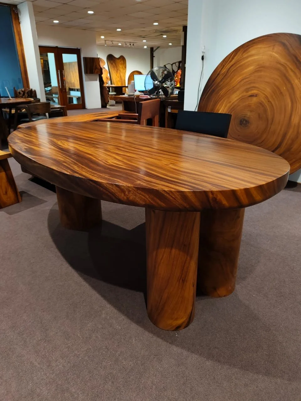 Pillar Trio Lead Oval Table