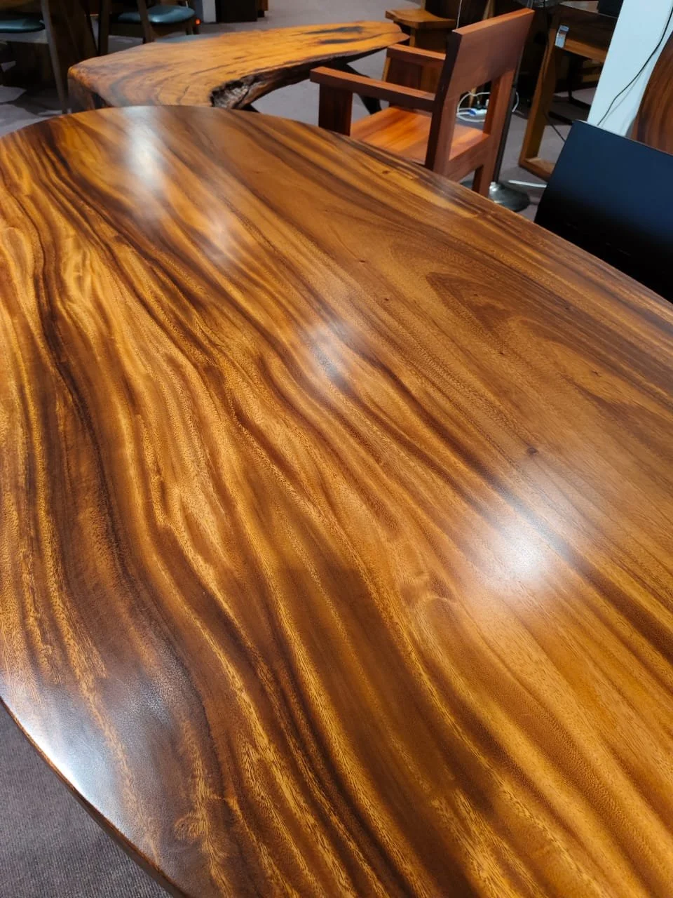 Pillar Trio Lead Oval Table1.jpeg