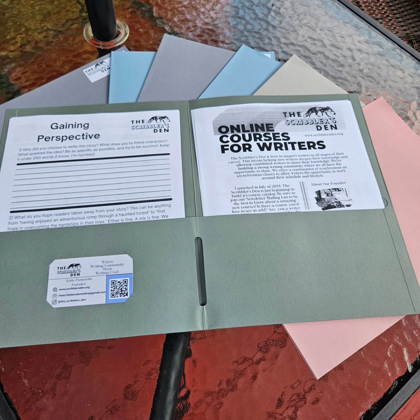 Hello!  We've been a bit quiet here since the school year started up, but we've been busy behind the scenes preparing for our first in person conference! The Scribbler's Den will be in Cleveland, OH at the @literarycleveland Inkubator Conference Sept