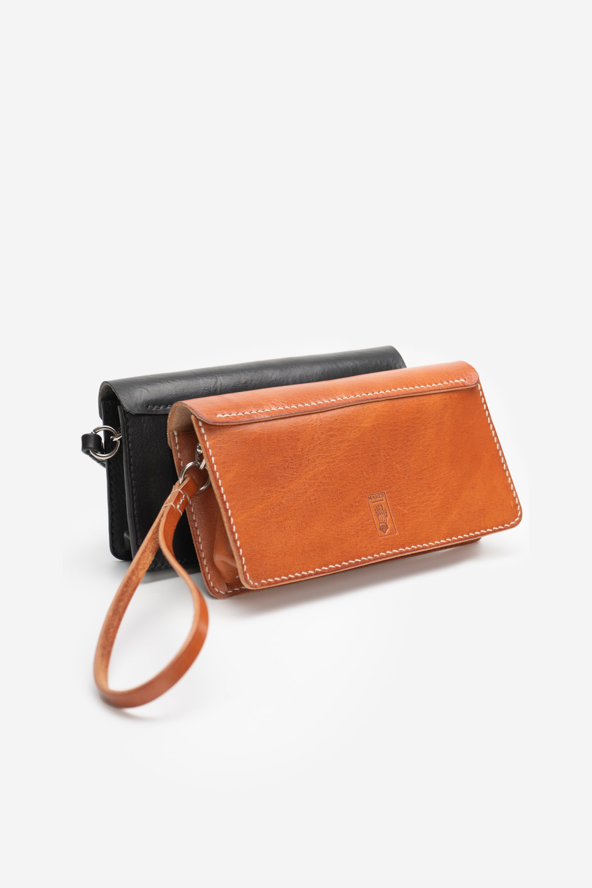 Bolso_mano_cuero_1.jpg